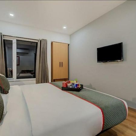 Hotel Town Plaza Púna Kültér fotó